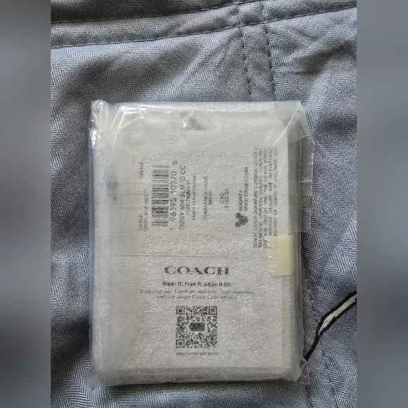 Coach Disney Leather Slim ID Card Case Holder Wallet NEW NWT - Picture 3 of 5